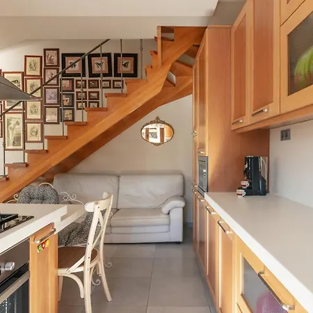 Family Ellis With Private Pool 200m To The Walking Distance To The Amenities