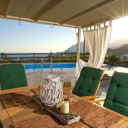 Family Ellis With Private Pool 200m To The Walking Distance To The Amenities Plakias