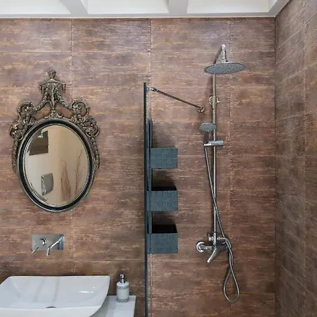 Family Ellis With Private Pool 200m To The Walking Distance To The Amenities